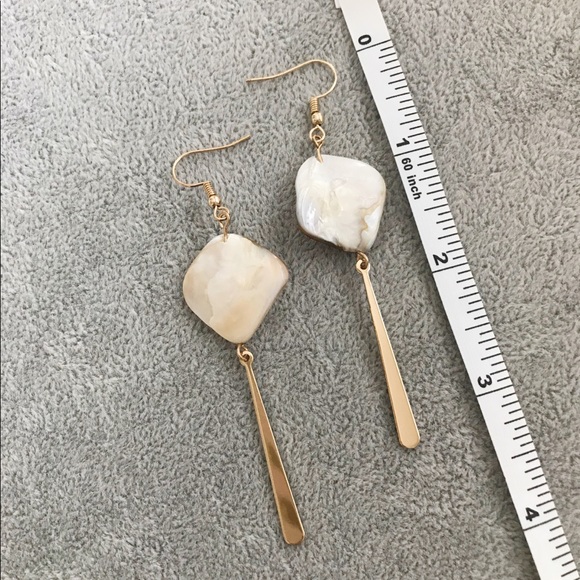⭐️Natural Shell Earrings - Picture 5 of 5